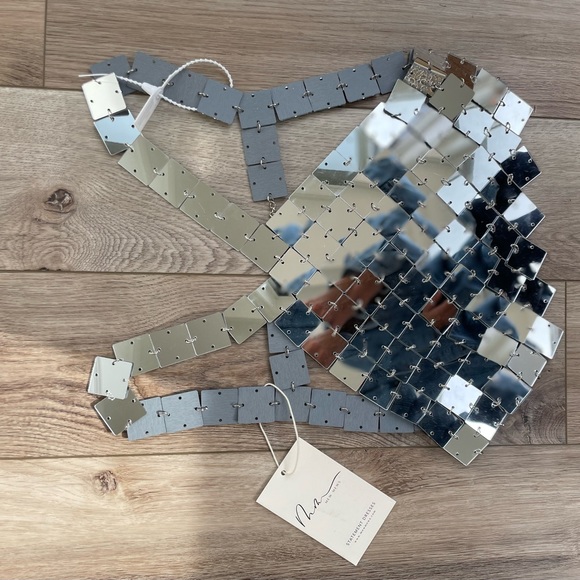 Mew Mew metallic crop top - Picture 3 of 4